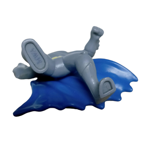 Batman Brave and the Bold McDonalds 2011 DC Comics Toy Action Figure Collectible - Picture 6 of 9